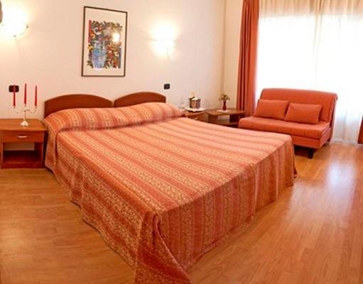 Hotel Makin Novigrad Istria Esterno foto