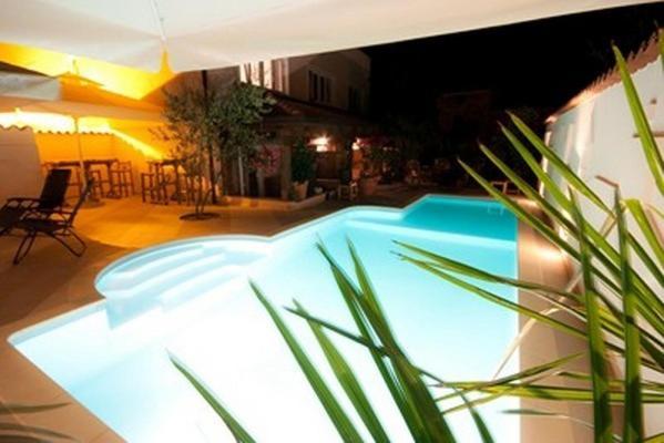 Hotel Makin Novigrad Istria Esterno foto